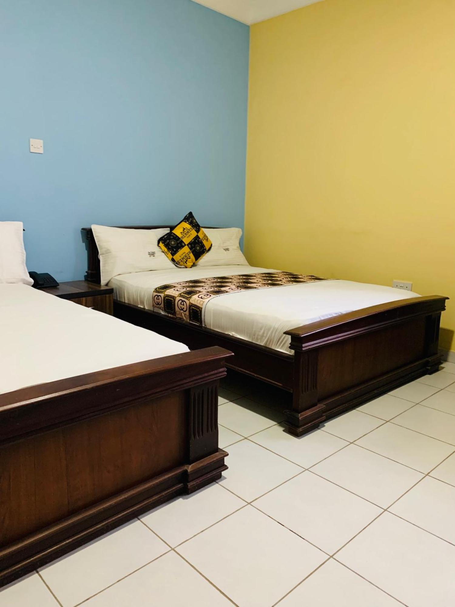 Dc Ambassadors Hotel Dawhwenya Εξωτερικό φωτογραφία
