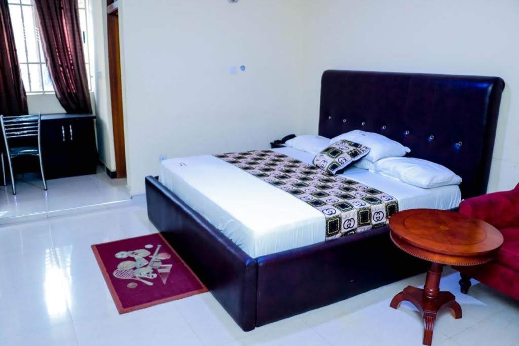 Dc Ambassadors Hotel Dawhwenya Εξωτερικό φωτογραφία